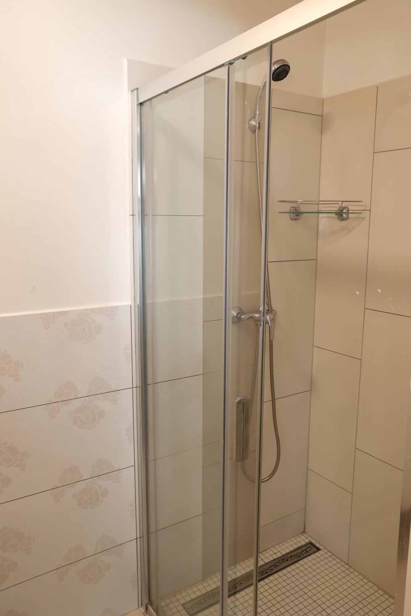 Hotel Forras Komárom Quarto foto