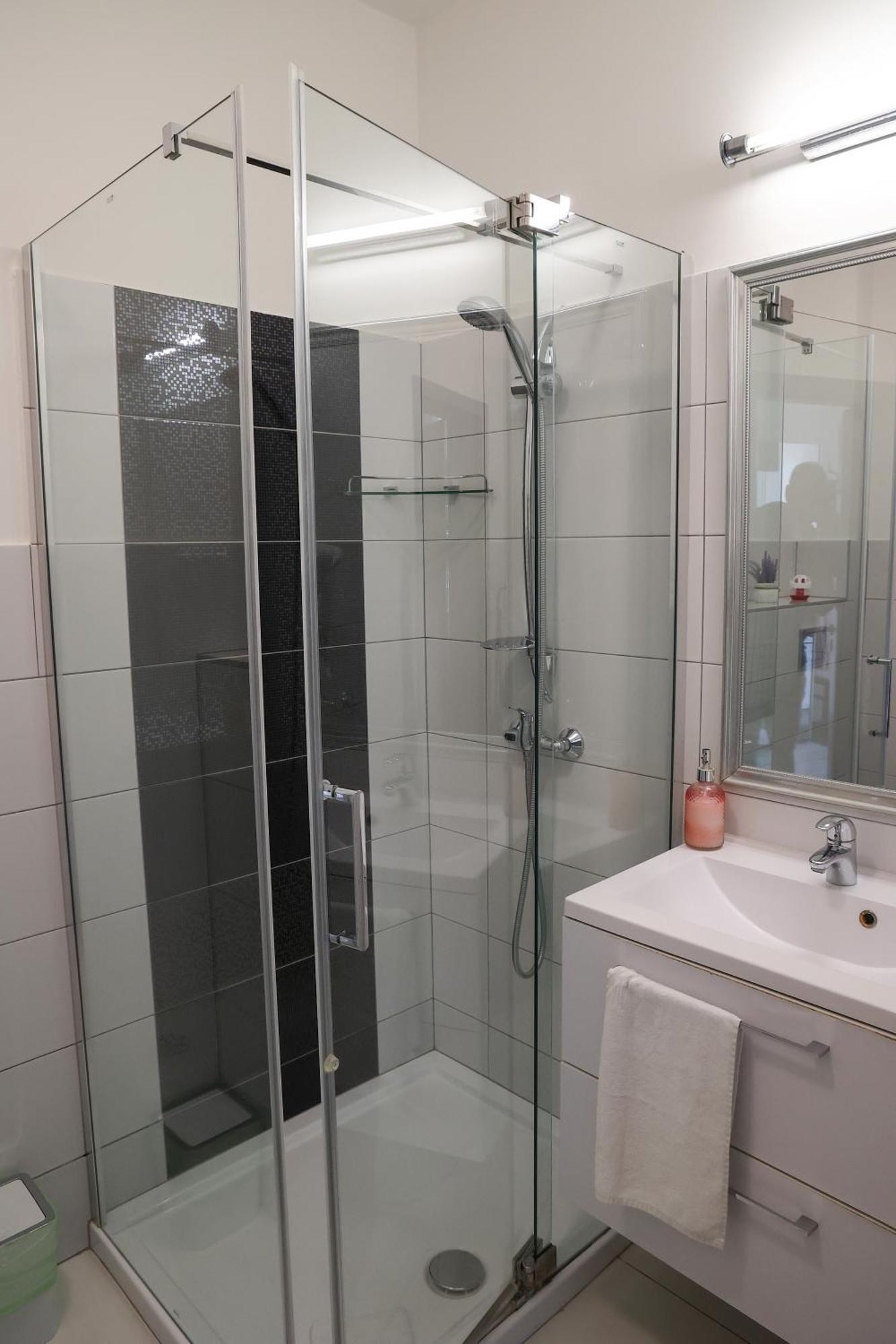 Hotel Forras Komárom Quarto foto